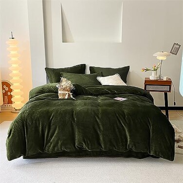 Luxlovery Army Green Velvet Comforter Set Queen Dark Green Flannel Bedding Comforter Blackish Green Minimalist Bedding Set Thick Soft Breathable Blanket Quilts Modern Winter Comforter for Women Men