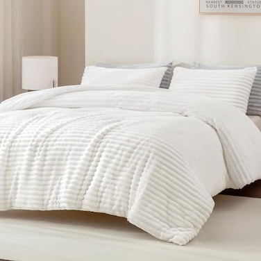 Andency Fluffy Queen Comforter Set Super Soft White Comforters Queen Size Winter Warm Fleece Faux Fur Bedding Set Luxury Plush Fuzzy Bed Set 3 Pieces 1 Shaggy Comforter 2 Pillowcases