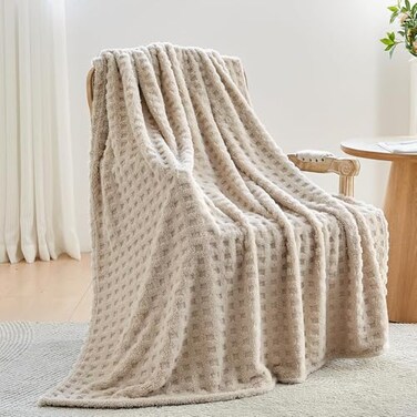 NEWCOSPLAY Super Soft Throw Blanket Linen Premium Silky Flannel Fleece 3D Waffle Checkered Lightweight Bed Blanket All Season Use Linen Throw50x70