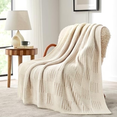 Snuggle Sac Cream Checkered Throw BlanketFluffy Faux Fur Reversible Soft Microfiber Warm Throw Blankets for Couch SofaTravelCute Lightweight Striped Throws for Women Heather Cream 50x60 inches