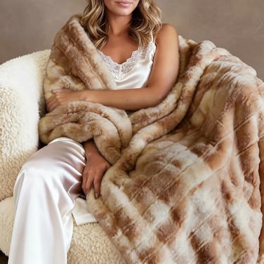 Netbors Plush Faux Rabbit Fur Bubble Throw Blanket Ultra Soft Cozy Blanket for Couch or Bed Luxury Living Room and Bedroom Decor Thick Warm Fluffy Fuzzy Gift Ready Package Camel Tint 50x60
