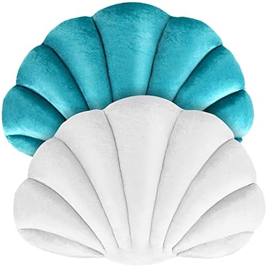 Qunclay 2 Pcs Seashell Pillow Soft Seashell Shaped Accent Throw Pillows Cute Decorative Beach Ocean Pillow Cushion for Couch Bed Sofa Living Room Bedroom Room Decor White Light Blue 158 x 98 Inch