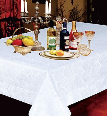 Violet Linen Princess Zig Zag Vertical Stripes Chevron Pattern Polyester Jacquard with Metallic Thread White 70 Inch x 140 Inch Seats 12 to 14 People Rectangular Tablecloths