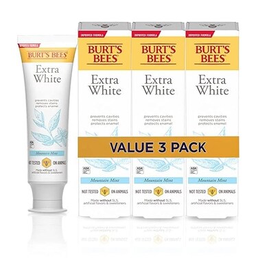 Burt's Bees Burts Bees Extra White Toothpaste Fluoride Toothpaste Natural Flavor Mountain Mint 47 oz Pack of 3