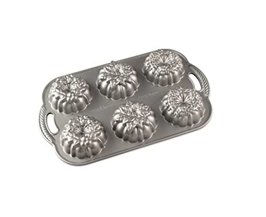 Nordic Ware Wreathlettes