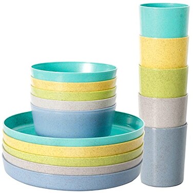 Youngever Bamboo Plastic Kids Dinnerware Set 15pcs Bowls Plates Cups