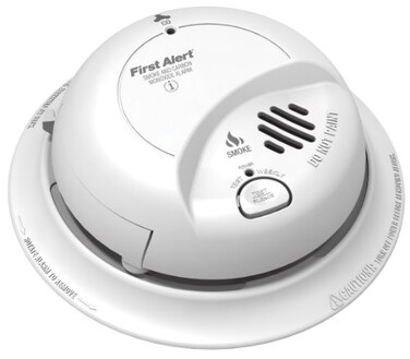 First Alert BRK SCO2B Smoke and Carbon Monoxide CO Detector with 9V Battery White 1 Pack