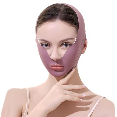 قناع وجه كامل للنساء من FMOYSIEN مزود بحزام للذقن، قابل للتعديل، بتصميم V-line، يسمح بالتهوية ومريح للنوم.