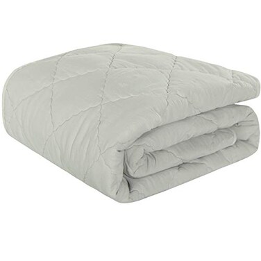 NTBAY Down Alternative Toddler Comforter Lightweight and Warm Solid Color Baby Crib Quilted Blanket 39x47 inches Light Grey