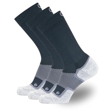جوارب OrthoSleeve العريضة غير الضاغطة لمرضى السكري تُحسّن الدورة الدموية وتساعد في تخفيف الوذمة والتورم في القدمين الحساستين للأعصاب.