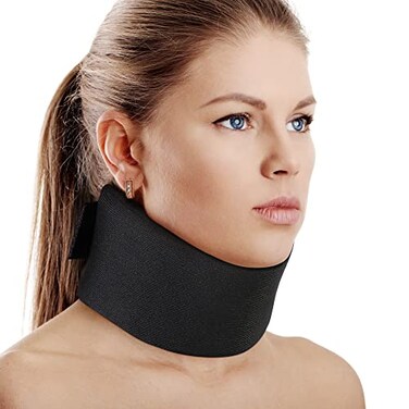 Cozyhealth Soft Foam Neck Brace Universal Cervical Collar Adjustable Neck Support Brace for Sleeping Relieves Neck Pain and Spine Pressure Neck Collar After Whiplash or InjuryBlack 25 Depth Collar M