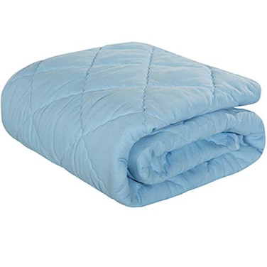 NTBAY Down Alternative Oversized Toddler Comforter Super Soft and Warm Solid Color Baby Crib Quilted Blanket 43x60 inches Aqua