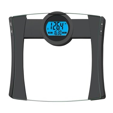 ميزان حمام رقمي دقيق من EatSmart CalMax، سعة 440 رطل، دقة قياس 0.01 رطل، تتبع مؤشر كتلة الجسم، ذاكرة لأربعة مستخدمين، منصة زجاجية كبيرة مقسّاة، شاشة بإضاءة خلفية زرقاء