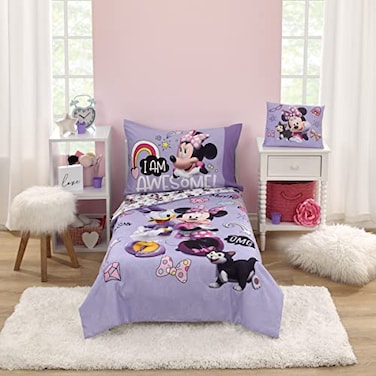 NoJo Disney Minnie Mouse I am Awesome Lavender Pink and White with BFF Daisy Duck and Figaro The Cat 4 Piece Toddler Bed Set Comforter Fitted Bottom Sheet Flat Top Sheet and Reversible Pillowcase