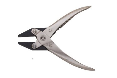EUROTOOL Parallel Pliers Flat Nose 512 Inches PLR86600