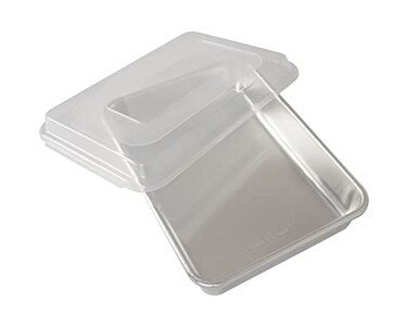 Nordic Ware Natural Aluminum Commercial Cake Pan with Lid Rectangle Pan with Lid Silver 9 x 13