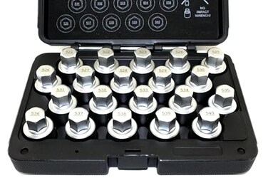 TEMO 20 pc Wheel Lock Lugnut AntiTheft Screw Lug Nut Removal Key Socket Set for Vw Audi Vag Volkswagen