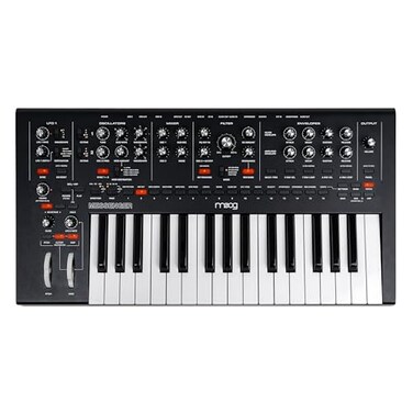 MOOG Messenger NextGen Monophonic Analog Keyboard Synthesizer with 32 Keys 64Step Sequencer 256 Presets and RES BASS Compensation