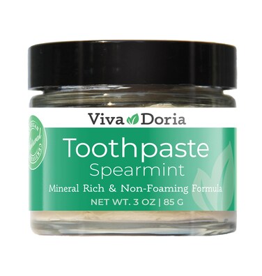 Viva Doria Fluoride Free Natural Mineralizing Toothpaste Spearmint 3 oz Glass jar