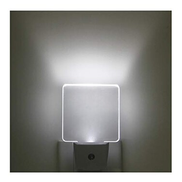 GREENIC 2 Pack 0.5W Plug in LED Night Light with Dusk to Dawn Sensor Daylight Cool White