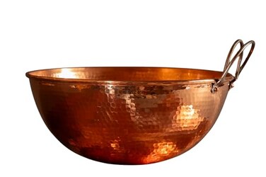 Sertodo Copper Mixing Bowl with HandleHand Hammered5 Qt, 12 in
