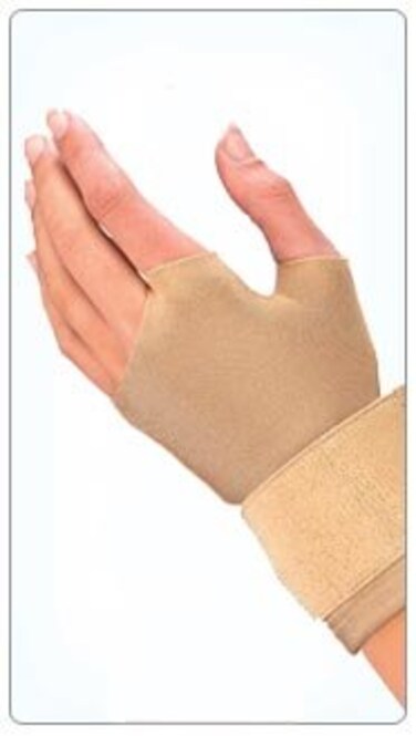 Mueller Compression Gloves - Beige ,Small
