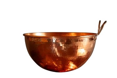 Sertodo Copper Mixing Bowl with HandleHand Hammered2.5 Qt, 10 in