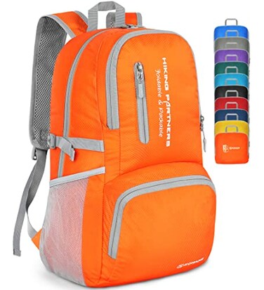 ZOMAKE Lightweight Packable Backpack, Water Resistant Foldable Daypack 35L