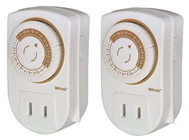 Woods Southwire Indoor 24-Hour Mechanical Outlet Timer - 30 Minute Intervals - 2-Pack - White - Programmable Mechanical Timer for Lamps and Appliances