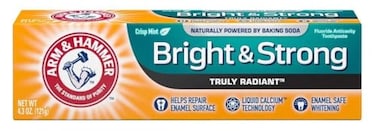 ARMHammer Truly Radiant WhiteningEnamel Strengthening Fluoride Toothpaste, Fresh Mint, 4.3 oz ,Pack of 5