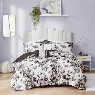 Intelligent Design Floral Botanical Black/White Queen Comforter Set, 5pc