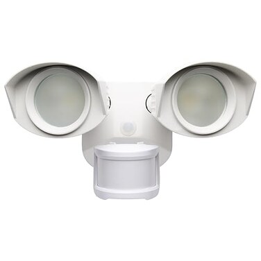 Nuvo 65/217, LED Dual-Head Security Light, Motion Sensor, White, 4000K