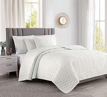 BOURINA Quilt Set White King Embroidery 3-Piece Soft Bedding Set Bedspread