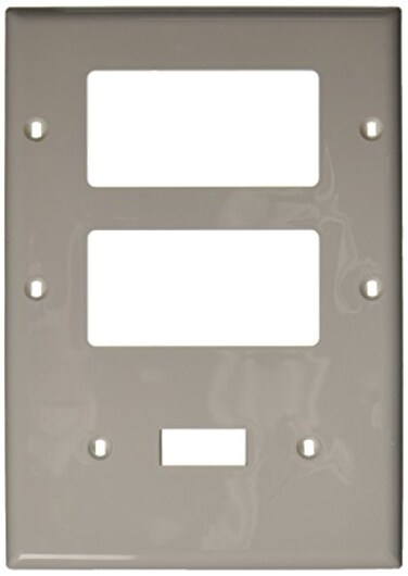 Leviton 3-Gang 1-Toggle 2-Decora/GFCI Device Combination Wallplate, Thermoplastic Nylon, Device Mount, 80731-W, White