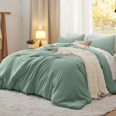 Bedsure King Comforter Set Prewashed Soft Bedding 3PCS Sage Green 104"x90