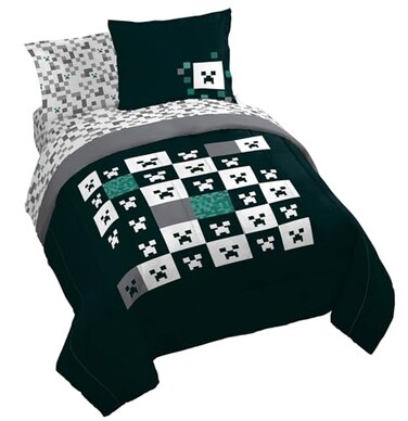 Jay Franco Minecraft Creeper Queen Comforter Set 7 Piece Video Game Bedding, Green