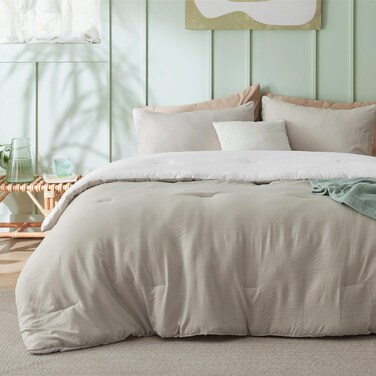 Bedsure Queen Comforter Set Prewashed Soft Bedding 3PCS Beige/White 90"x90