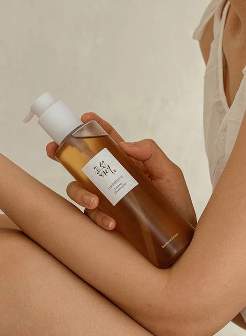 Beauty Of Joseon Optimal Collection For Glowing Skin Cleansing Oil Cleansing Foam Essence Water Revive Eye Serum Glow Serum Dynasty Cream Sunscreen Rice Probiotics SPF50+ PA++++ 560g