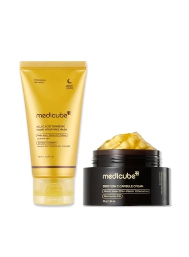 مجموعة ميديكوب زجاجية لتصفية البشرة في الليل: مرطب وجه كبسولات فيتامين سي الذهبية العميقة وقناع التقشير الليلي بالكركم 2.0