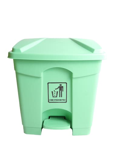 Step Trash Bin   Plastic Matte Finish   Suitable For Bathrooms, Kitchens &amp; Communal Spaces   Green   30 Liters