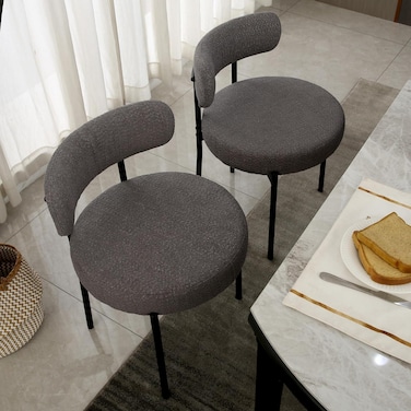 Round Upholstered Boucle Dining Room Chair Mid-Century Modern Kitchen Chairs Curved Backrest Chairs for Dining Room Black Metal Legs