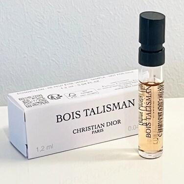 https://cdn.shopify.com/s/files/1/1813/5149/files/CHRISTIAN_DIOR_BOIS_TALISMAN_Unisex_EDP_1.2ML_official_perfume_sample.webp?v=1764707569