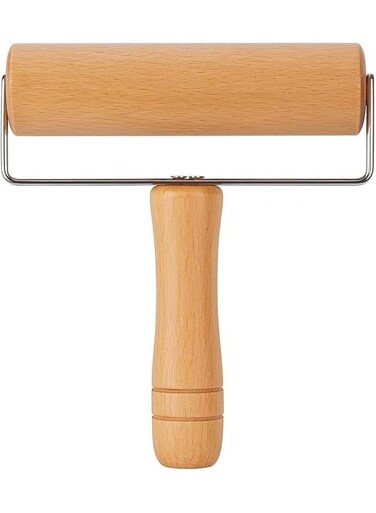 Wooden Rolling Pin &acirc;&euro;&ldquo; Premium Natural Beechwood Dough Roller for Baking, Pastry, Pizza, and Cookies &acirc;&euro;&ldquo; Ergonomic Design for Easy Handling