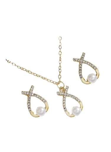 Elegant Gold Colour Alloy Necklace and Earrings Set with Crystals and Pearls