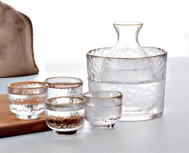 Pot Set, Japanese Cold Sake Glasses, Clear Unique Trendy Floating Design, 1 Sake Carafe Bottle 1 Sake Tank and 4 Saki Cups for Cold/Hot Sake, Birthday Housewarming