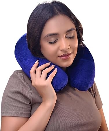 Travel Neck Pillow &acirc;&euro;&ldquo; Lightweight Neck Support for Flight, Car &amp; Train &acirc;&euro;&ldquo; Premium Velvet Cover, Blue &acirc;&euro;&ldquo; Comfortable Sleep for Men &amp; Women