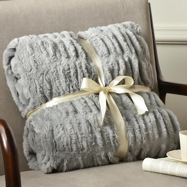 Fluffy Ruched Faux Fur Throw Blanket for Couch,Cozy Plush Soft Luxury Warm for Fall Winter,Reversible Furry Thick Lightweight Blanket for Bed Sofa,Aesthetic Room Decor,Throw (127 cm x 152 cm), Grey