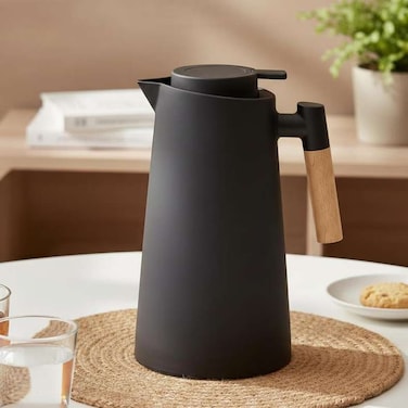 Home Laras Vacuum Flask 1L - Black