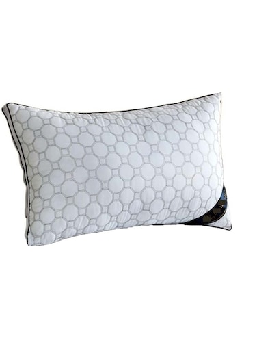 Polyester Pillow Comfortable &amp; Durable 48 x 74 x 2.5 cm