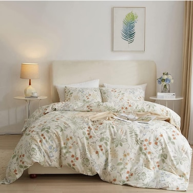 LUNAHOME-King size, six-piece botanical bedding set without filling featuring a green and gold floral design.